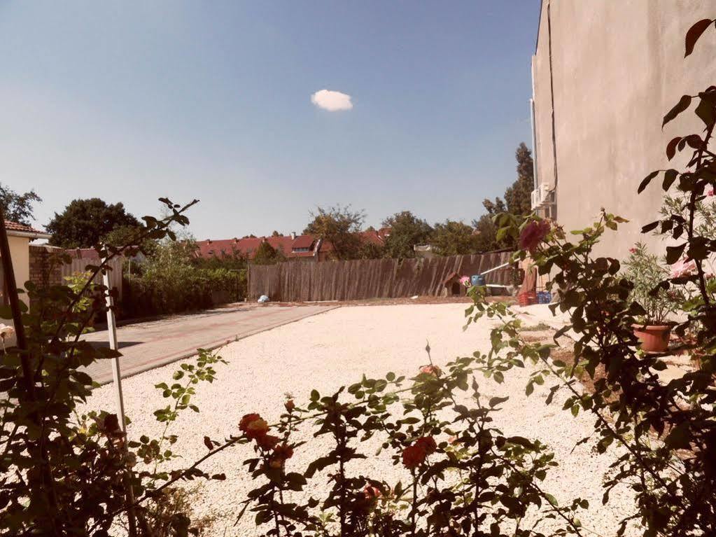 Kalman Panzio Bed & Breakfast Szeged Exterior photo